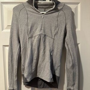 Lululemon runderful gray long sleeve 1/2 zip mock neck